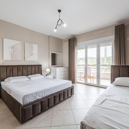 City Center Apartments By Kondo Stays Влёра Экстерьер фото