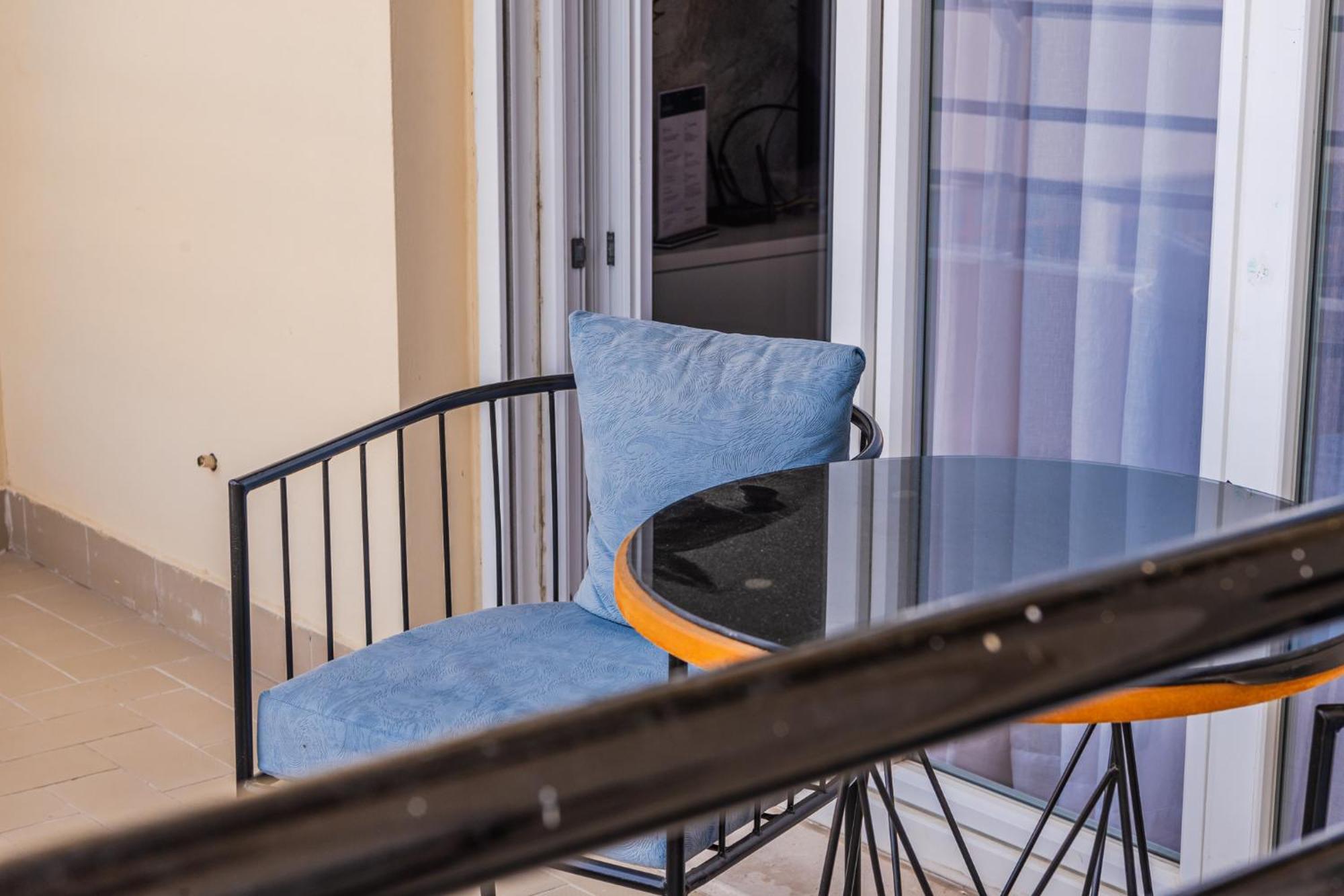 City Center Apartments By Kondo Stays Влёра Экстерьер фото