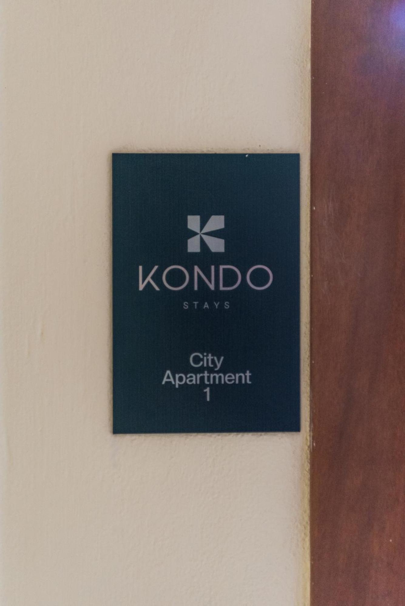 City Center Apartments By Kondo Stays Влёра Экстерьер фото